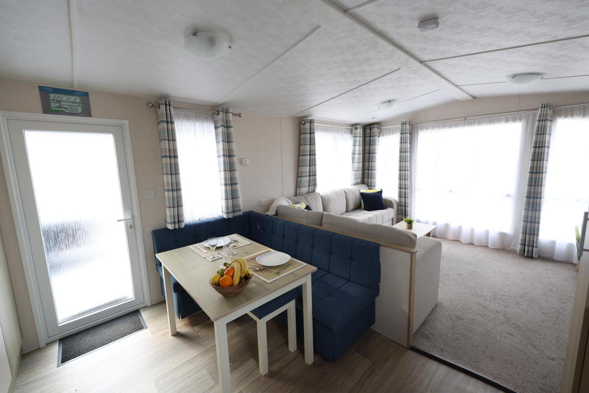 Mercury Yacht Harbour And Holiday Park Bursledon Esterno foto