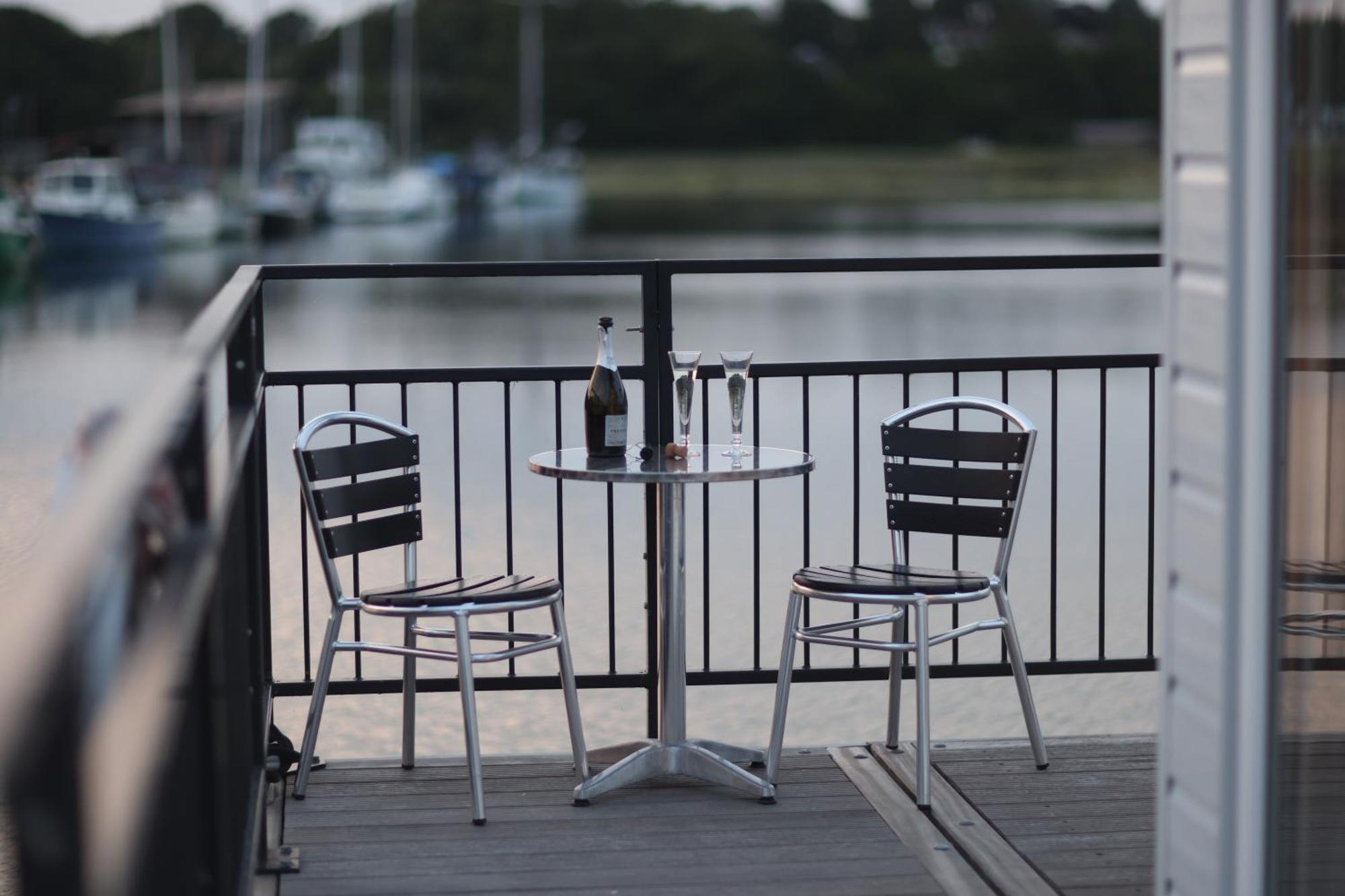 Mercury Yacht Harbour And Holiday Park Bursledon Esterno foto
