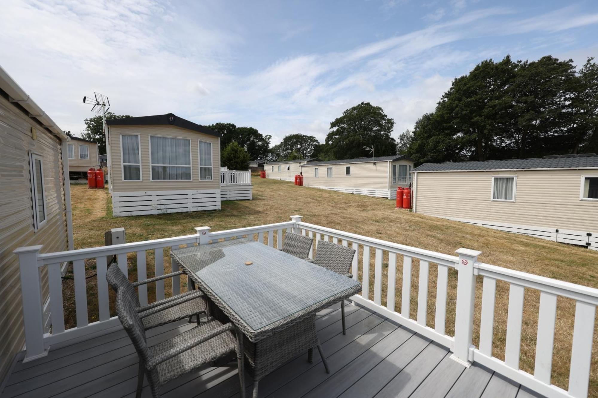 Mercury Yacht Harbour And Holiday Park Bursledon Esterno foto